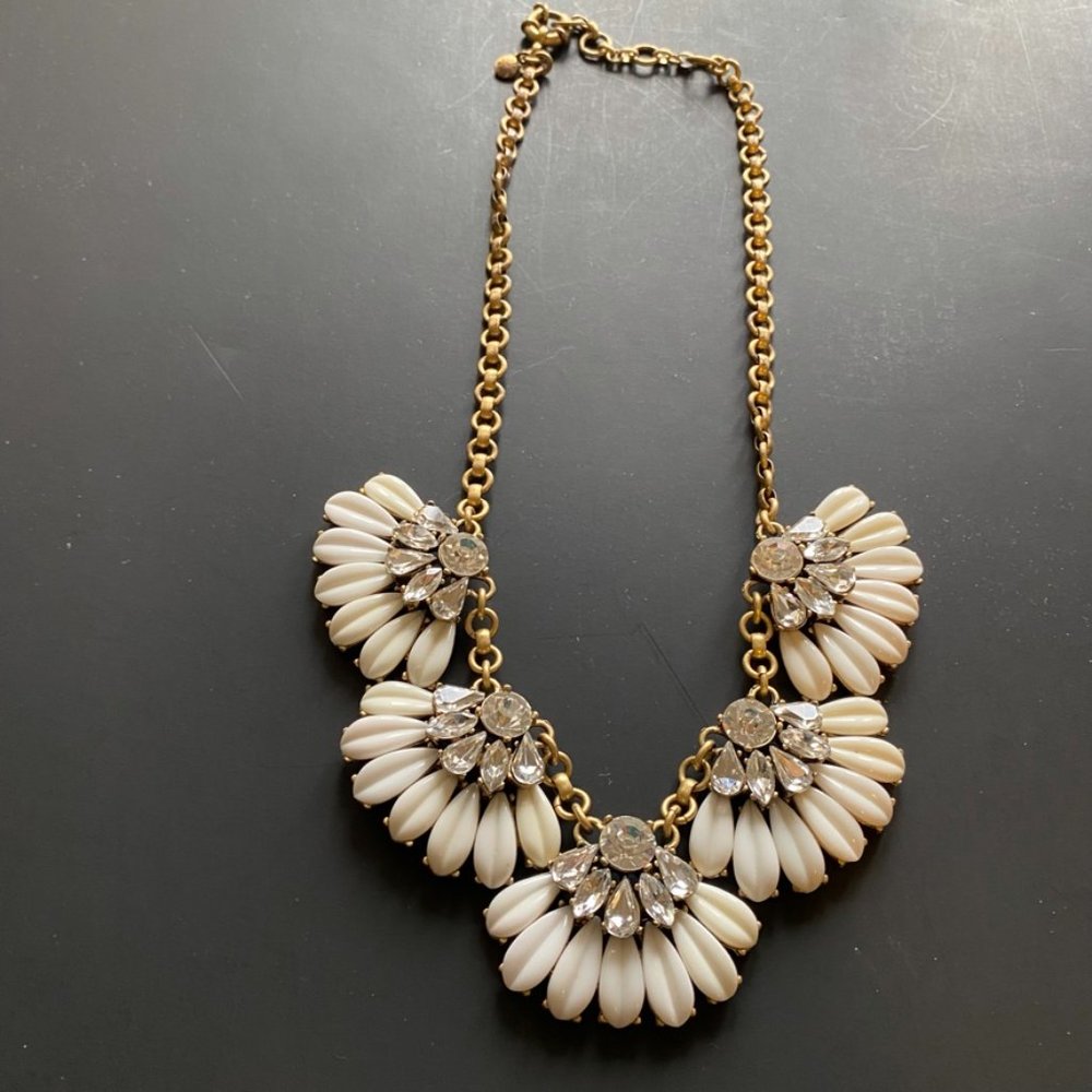 J.CREW signed Rhinestone Jeweled White fan Art Deco Bib Statement Necklace